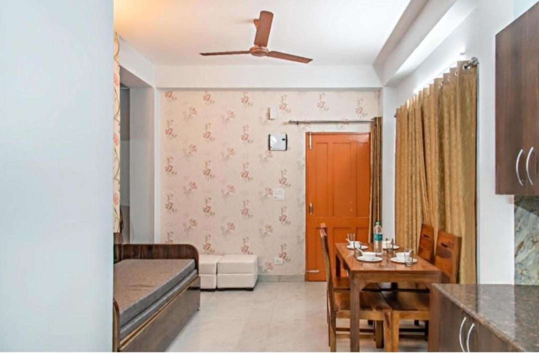 Mountain Mist Inn I Serviced Apt I Open Air Lawn & Rooftop I Bonfire I By Exotic Stays Kasauli Exterior foto